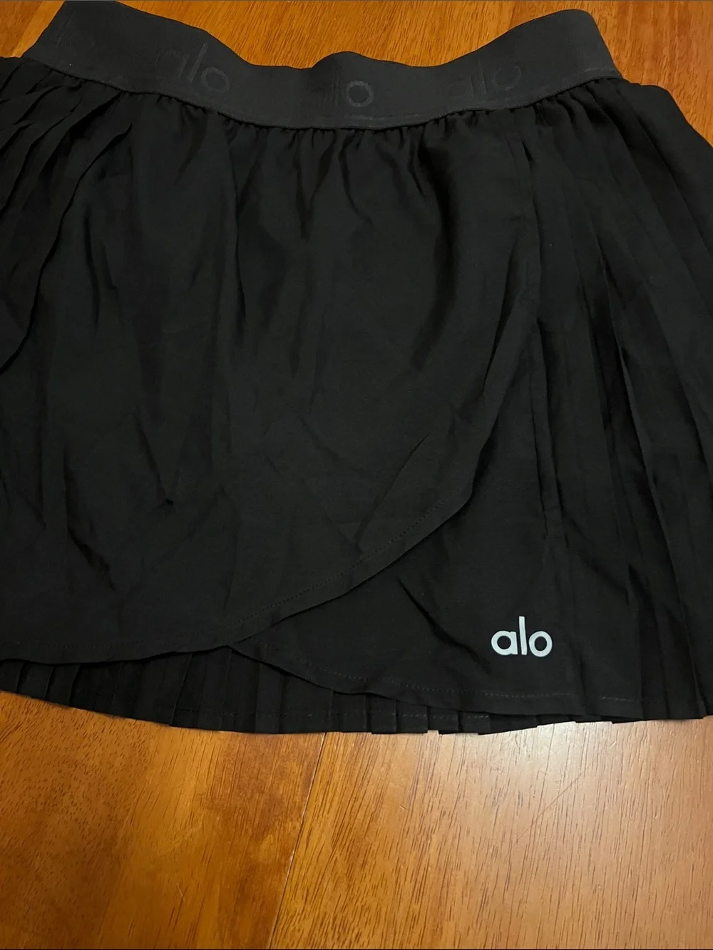 ALO Yoga Black Pleated Mini Skirt
